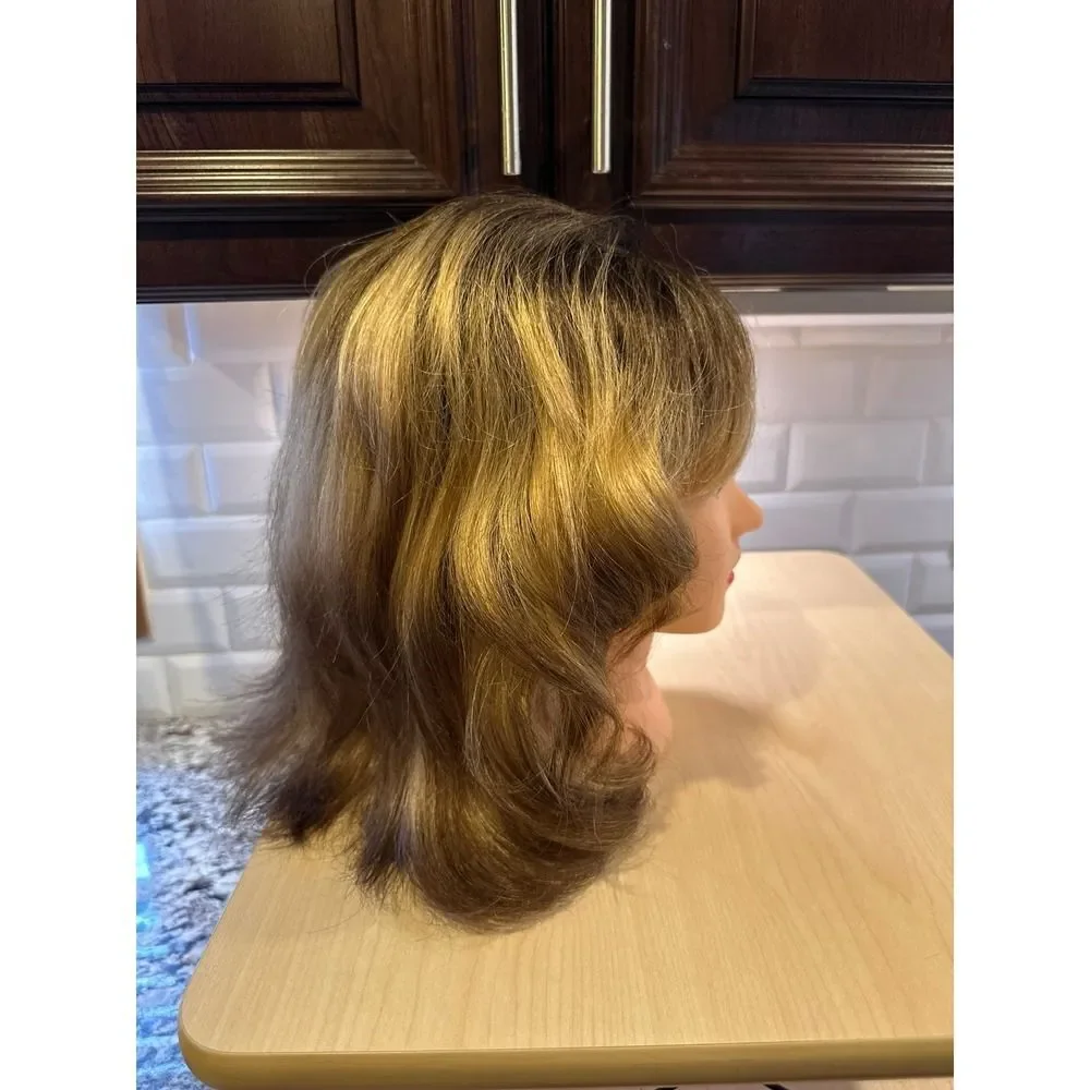 Wig Midway wig NWOT